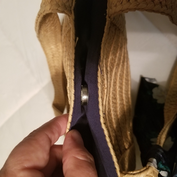 Draper James straw tote with scarf - Picture 11 of 11